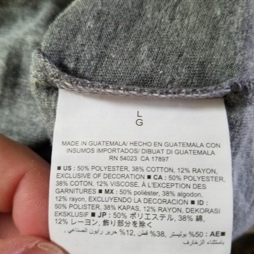 Gray Old Navy Size Large Tee-Shirt - Picture 6 of 6